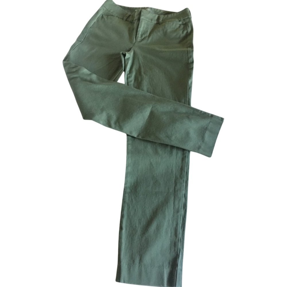 🌸4/$20🌸 Old Navy Pixie Mid-Rise olive coloured pant